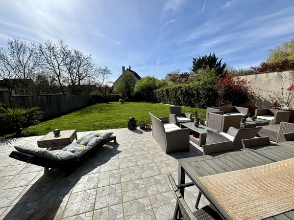 Maison familiale lumineuse située sur les hauteurs de Thorigny-sur-Marne.