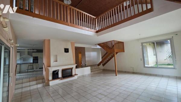 Maison familiale Varades bourg - 329 m² - jardin 1427m²