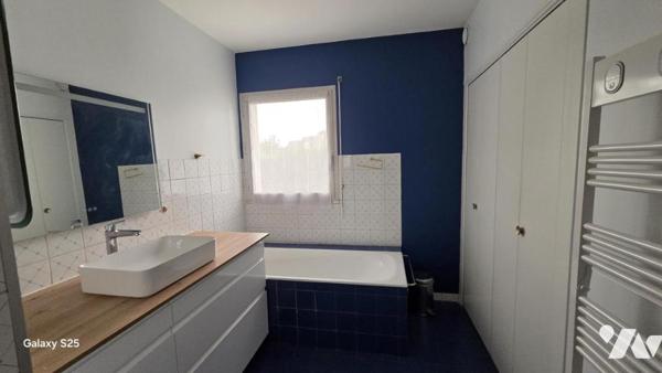 Maison familiale Varades bourg - 329 m² - jardin 1427m²