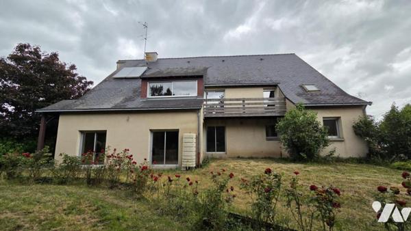 Maison familiale Varades bourg - 329 m² - jardin 1427m²