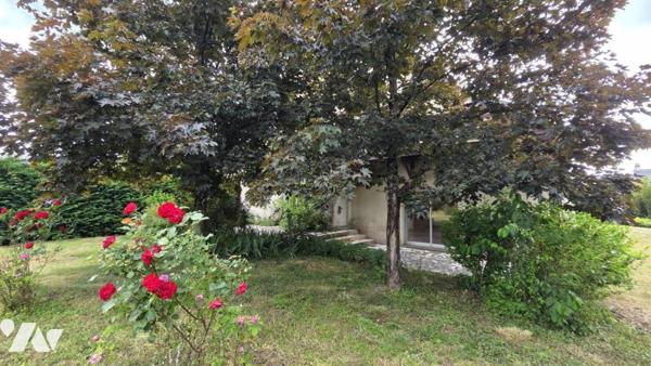 Maison familiale Varades bourg - 329 m² - jardin 1427m²