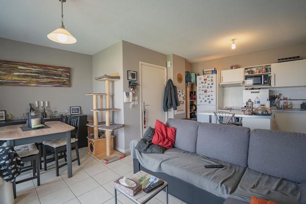 A VENDRE - Frouzins - Appartement T2 avec parking