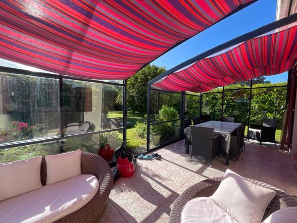 A LOUER - HERBIGNAC - Maison 4 pièces 136 m²