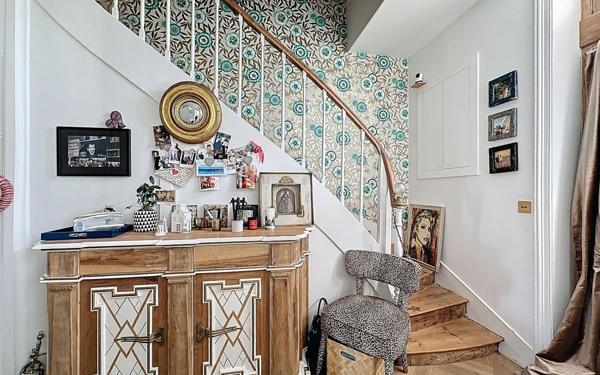 Maison à vendre    5 pièces • 144 m2 La Rochelle