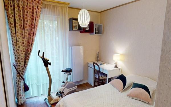 Appartement à vendre    4 pièces • 96,84 m2 Boulogne-Billancourt