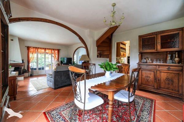 Maison à vendre |  Saint-Pée-sur-Nivelle |  5 pièces | 168 m²