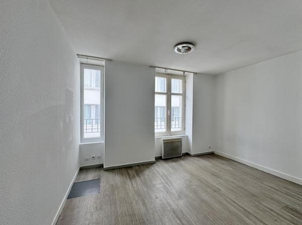 Appartement  2 pièce(s)  2 chambre(s)  33.25 m²