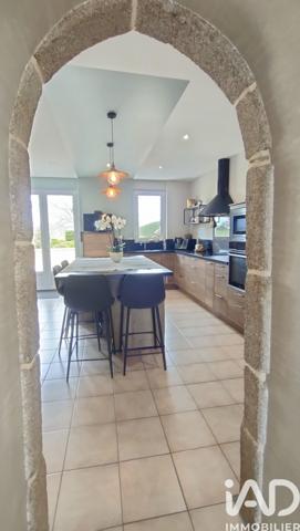 Maison à vendre 6 pièces 160,4 m² Les Loges-Marchis