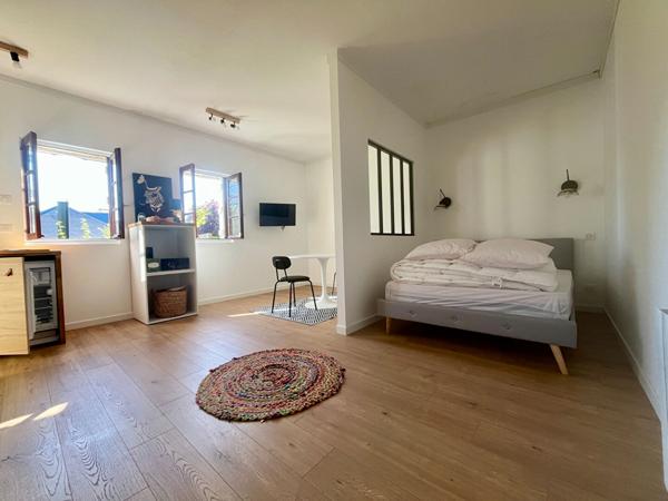 LE QUIOU - ENSEMBLE IMMOBILIER À FORT POTENTIEL D'EXPLOITATION