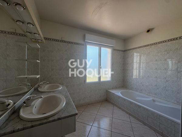 Maison La Chapelle Saint Mesmin - 5 pièces - Garage