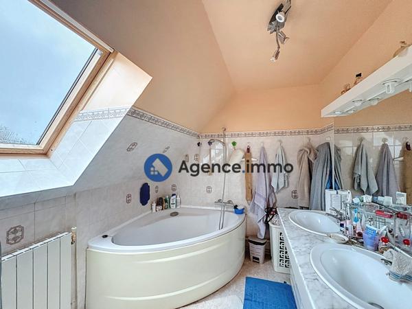 À vendre - Maison ancienne, 5 pièces située à Nazelles-Négron (37530)