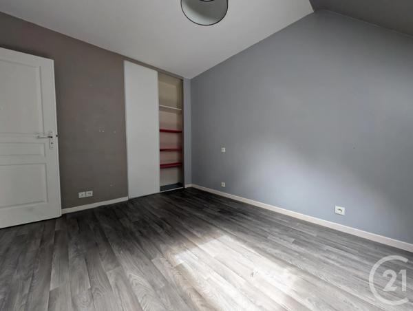 Maison à vendre  7 pièces - 115,47 m 2   MUZILLAC  - 56