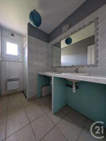 Maison à vendre  7 pièces - 115,47 m 2   MUZILLAC  - 56