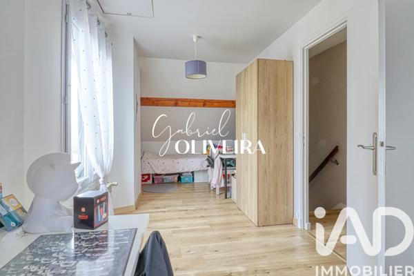 Maison à vendre 5 pièces 108 m² Saint-Brice-sous-Forêt