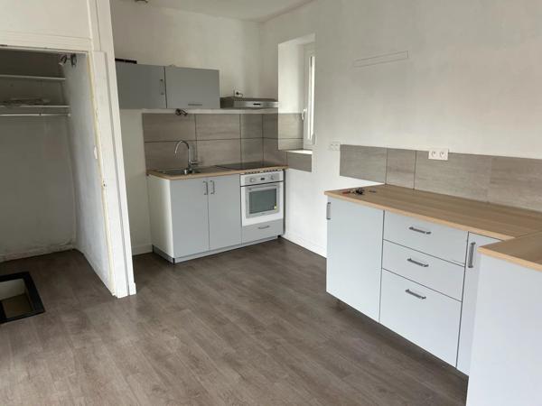 Vente Maison de ville 2 pièces 44 m2 à Saint-Germain-Lembron