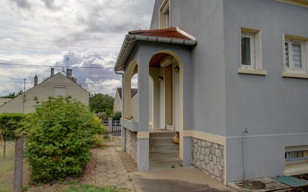 Maison à vendre    3 pièces •  Saran