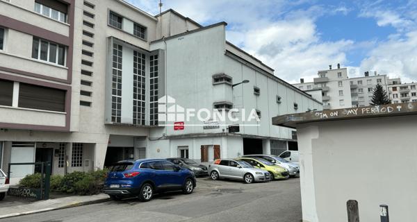 À vendre Parking 15 m² - Grenoble 38100