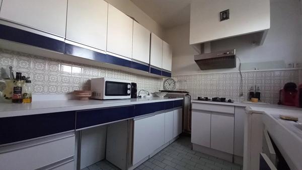 Vente                                                      Maison
                        
                     6 pièces                      138 m2                     à Pessac