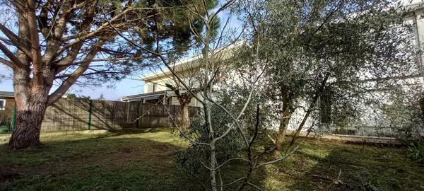 Vente                                                      Maison
                        
                     6 pièces                      138 m2                     à Pessac