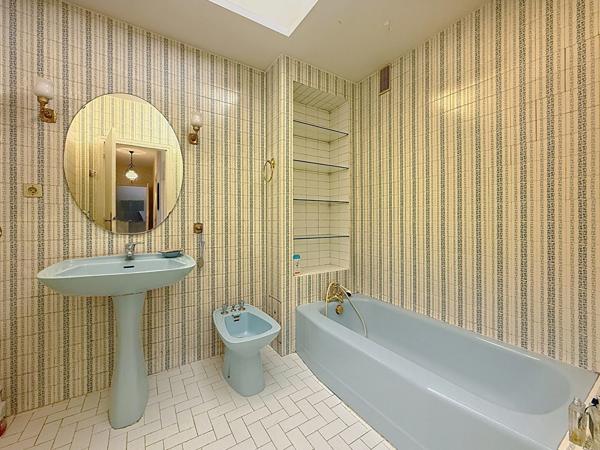 FAVENTINES -Magnifique appartement  très lumineux 120 m² balcon et stationnement