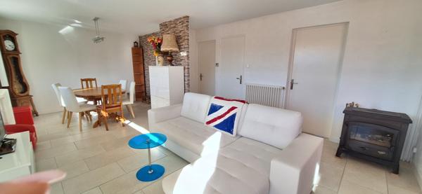 Maison  bien rénovée  à vendre à Arinthod  , parfait etat