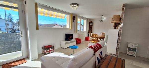 Maison  bien rénovée  à vendre à Arinthod  , parfait etat