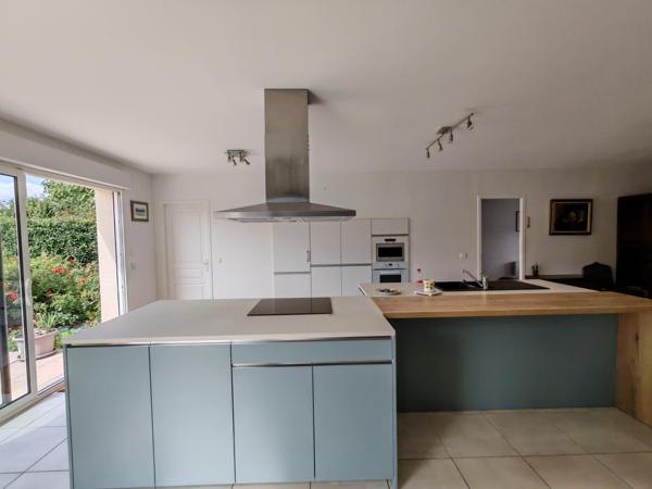 Belle maison contemporaine familiale de 2008