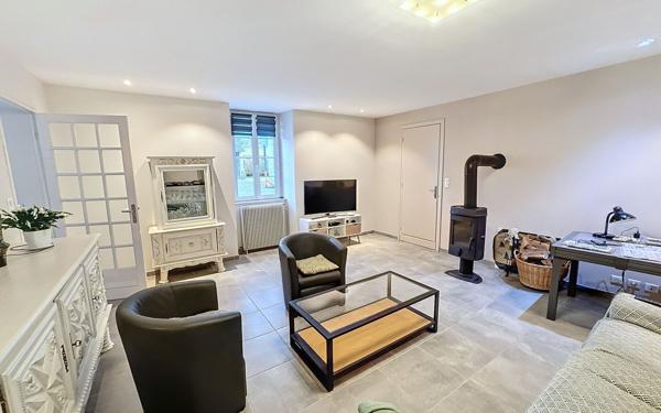 Maison à vendre    10 pièces •  Bénéjacq