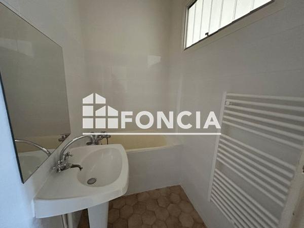 Location Studio 46.6 m² - 44 RUE FLACHET Villeurbanne 69100