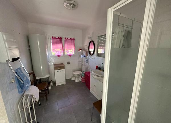 Maison à vendre    3 pièces •  Pont-Évêque