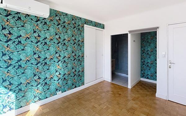 Appartement à louer    6 pièces •  Pau