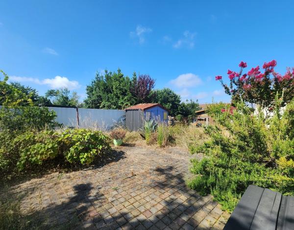 Maison à vendre de plain-pied 5 pièces - LE CHATEAU D'OLERON (17)