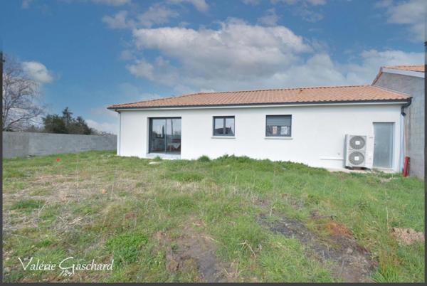 Maison neuve à vendre 3 chambres + garage à SAINT MEDARD DE GUIZIERES (33)