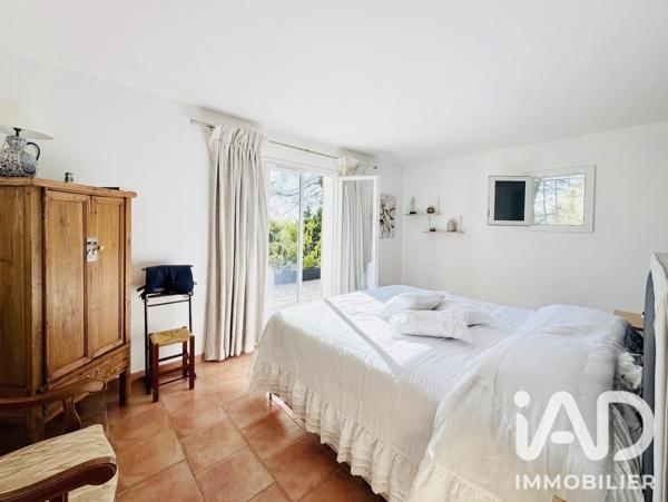 Maison (prestige) à vendre 7 pièces 161 m² Roquebrune-sur-Argens