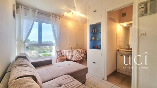 Studio 100m de la mer