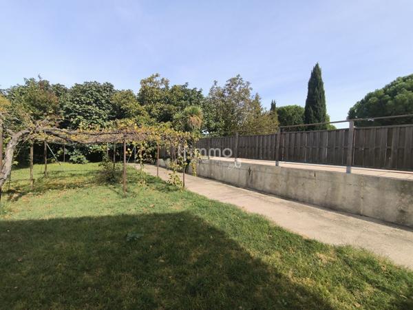 Propriété de caractère avec piscine et gîtes et garage