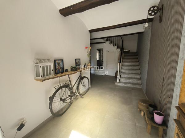 Propriété de caractère avec piscine et gîtes et garage