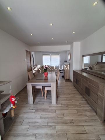 Maison
                                                                                                                                                                                                                                                                                                                        7 pièce(s)                                                                                                                                                                                                          3 chambre(s)                                                                                                                                                                                                          120  m²