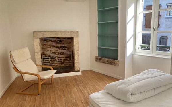 Appartement à louer    3 pièces •  Périgueux