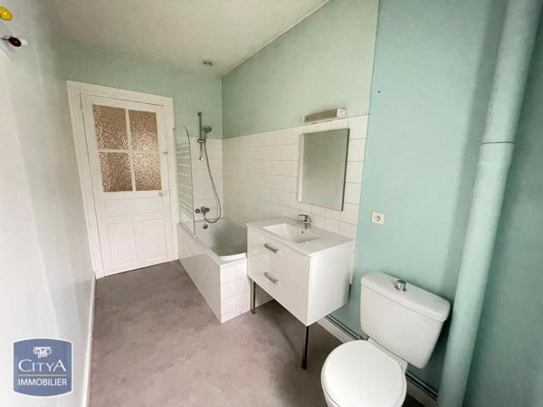 Appartement à louer 2 pièces 46.72m²