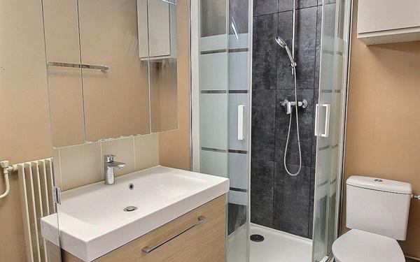 Appartement à vendre    2 pièces • 35 m2 Vincennes