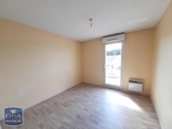 Appartement à louer 2 pièces 48.55m² Allonnes (72700)