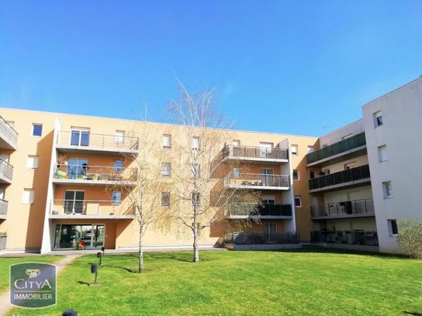 Appartement à louer 2 pièces 48.55m² Allonnes (72700)