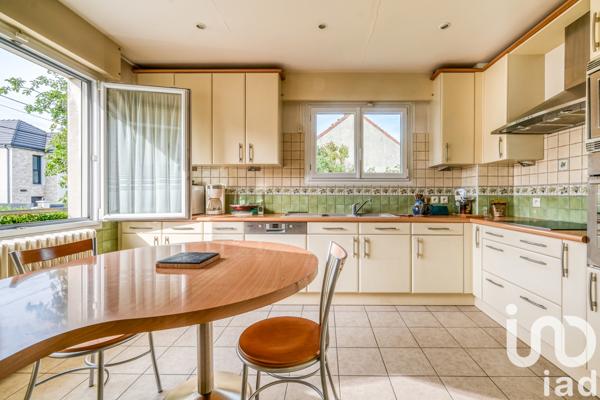 Maison à vendre 5 pièces 136 m² Conches-sur-Gondoire