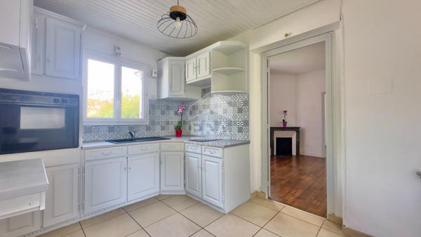 APPARTEMENT 2 PIÈCES 40M2 À JUVISY SUR ORGE EN CENTRE VILLE, PROXIMITÉ RER ET CHARME DE L'ANCIEN