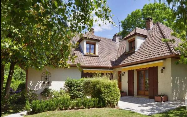 Maison à vendre    5 pièces • 187,80 m2 Yerres