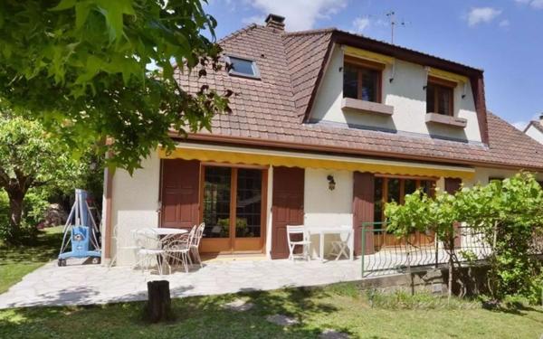 Maison à vendre    5 pièces • 187,80 m2 Yerres