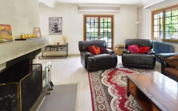 Maison à vendre    5 pièces • 187,80 m2 Yerres