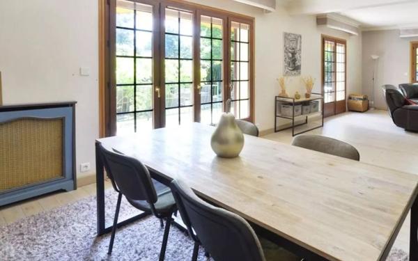 Maison à vendre    5 pièces • 187,80 m2 Yerres