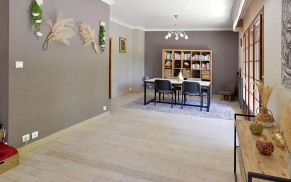 Maison à vendre    5 pièces • 187,80 m2 Yerres